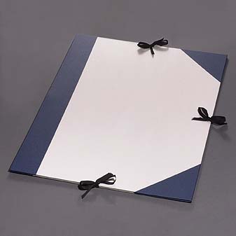  Sammelmappe für Formate größer als A2, bis zu 750 x 550 mm.