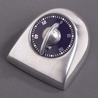  Im Design eines Straßenkreuzers aus den 50er Jahren. Präzisionswerk.