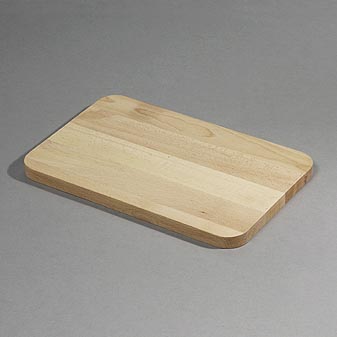  Aus lebensmittelgerecht geöltem Buchenholz. 18 mm hoch.