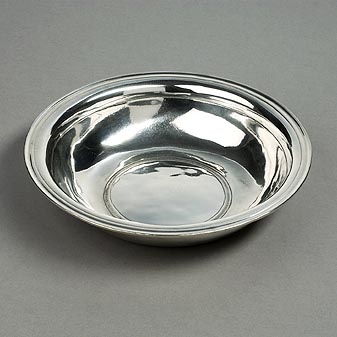 Zinnschale Hochglanzpoliert ähnelt Zinn Gegenständen aus Silber.