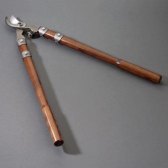 Ast Schere mit Eschenholzgriffen Schneidet Äste mit bis zu 5 cm Durchmessern.