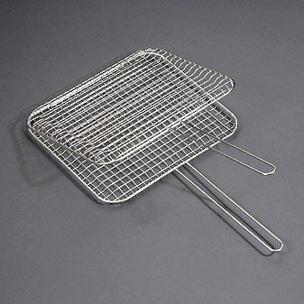 Grillaufrost für kl. Grillgut Auch um schnell mehrere Fleischstücke, Würste etc. zu wenden.