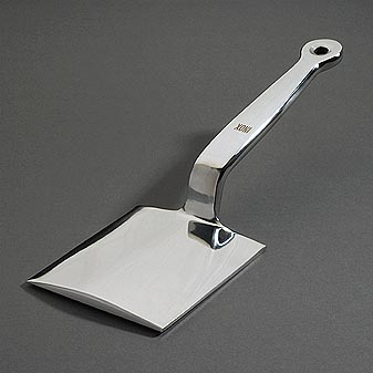  Für viele Fleischgerichte ein unverzichtbares Utensil.