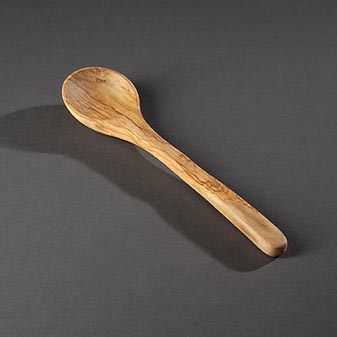 Olivenholz-Kochlöffel 26 cm Mit Abflachung am Stiel damit er nicht wegrollt.