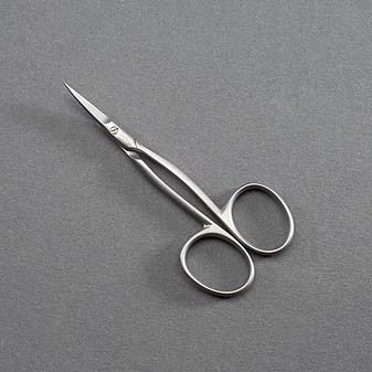 Dovo Hautschere Mit Präzisions-Schliff, um auch feinste Haut zu schneiden.