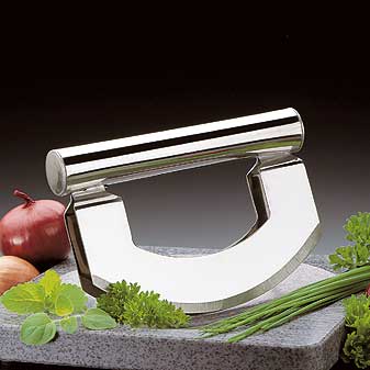 Einhand-Wiegemesser Zum Feinschneiden von Kräutern. Durch zwei Klingen sichere Führung.