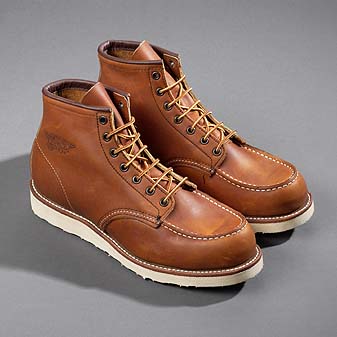 Rahmengenähte Arbeitsstiefel. Seit 1952 unveränderter Klassiker.