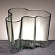 Vom Architekten und Designer Alvar Aalto: Vase Aalto Design von 1936. Wohl eines der bekanntesten Glasobjekte der Welt.